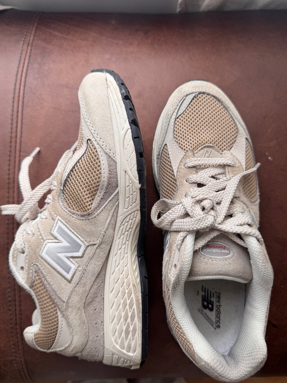 New Balance 2002R Sneakers in Cream/Beige U2002RB -size Men’s 5/ Women’s 6.5